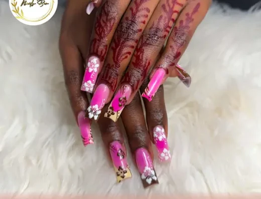 Hello Nails Bar